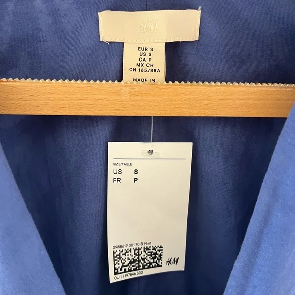 H&M Blue Dress with White Accents - Picture 6 of 9